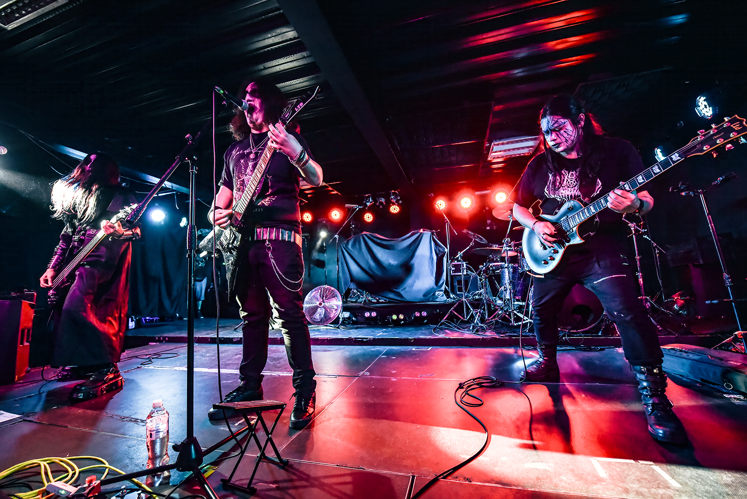 Tribulation: Desde las sombras